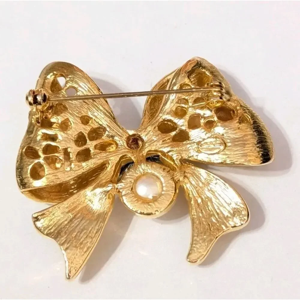Large Bow Brooch Pin Faux Pearl Textured Gold-tone 2